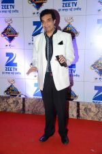 Dheeraj Kumar at Zee Rishtey Awards in Mumbai on 21st Nov 2015